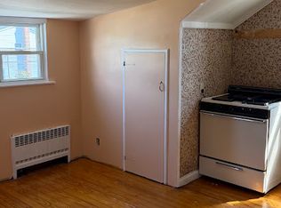 36 Shaw Ave FLOOR 2, Valley Stream, NY 11580