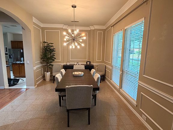 4th image of 6028 Fieldstone Dr