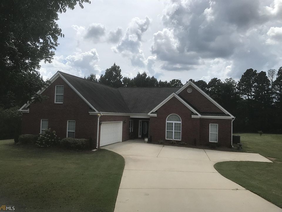 1st image of 1412 New Holland Cir