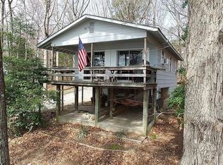266 N Holiday Dr, Macon, NC 27551