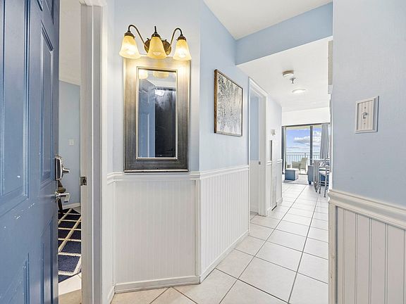 3rd image of 5523 N Ocean Blvd. N #1906