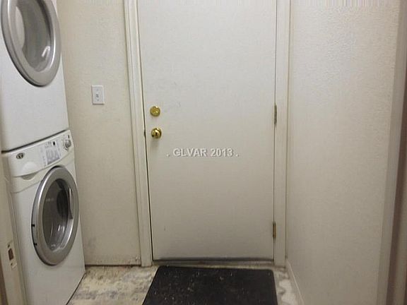 3rd image of 7962 Kentshire Dr