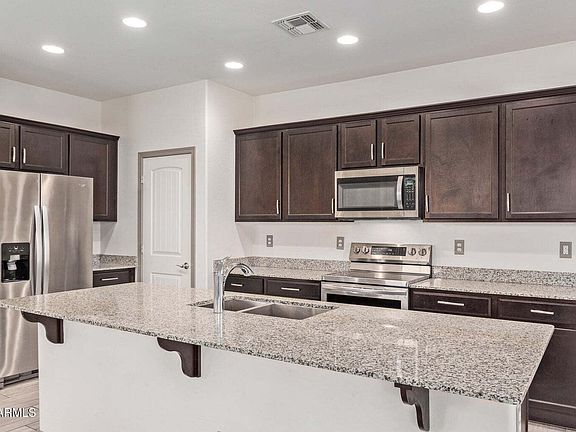 4th image of 905 S Canal Dr Unit 30