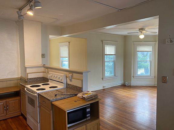 5th image of 1480 Boulevard Floor 2
