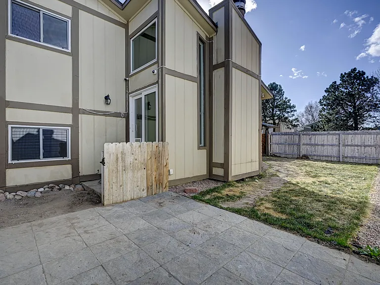 4318 Moonbeam Dr — Photo 39