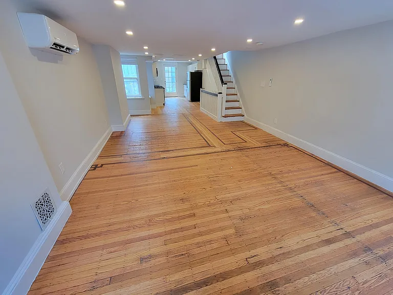 2050 Sansom St #2 — Photo 6