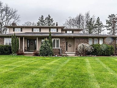 6708 Strawberry Lake Rd Whitmore Lake Mi 48189 Zillow