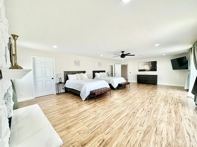 9431 W Lilac Rd #1 — Photo 34