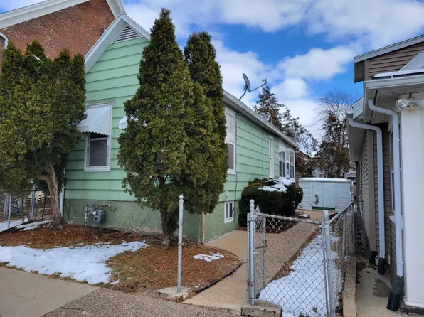 524 Lincoln Ave, Dubuque, IA 52001