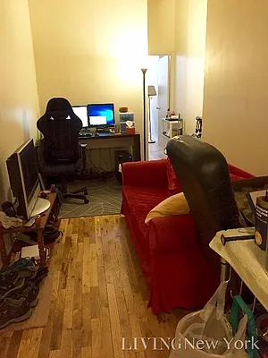 Rented by Living New York | media 37