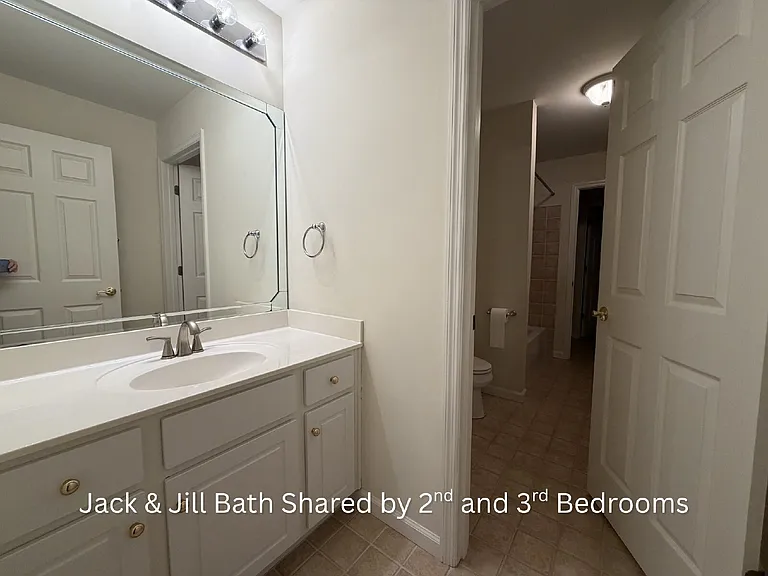 1510 Liberty Ln — Photo 17