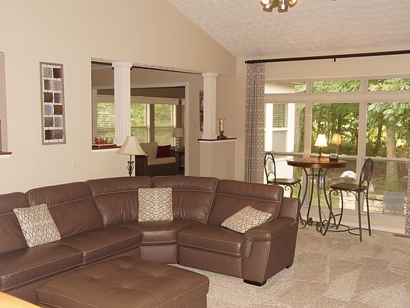 3rd image of 5946 Morganwood Sq