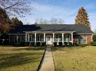 104 Shadow Wood Ln, Florence, AL 35633