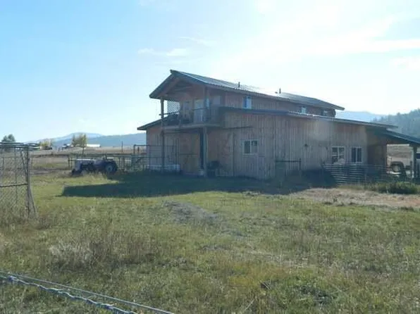 17 Duck Flats Rd, Tonasket, WA 98855
