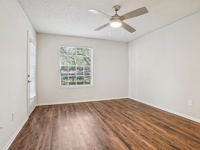Newport Colony Apartments in Casselberry — Photo 37