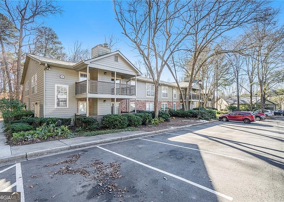 1st image of 2901 Lenox Rd NE #901