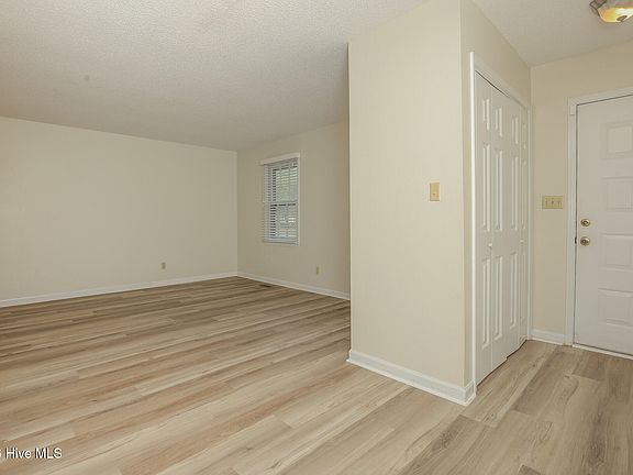 5th image of 1505 Clifton Road