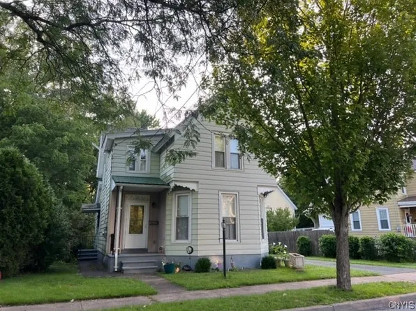 521 Elizabeth St, Oneida, NY 13421