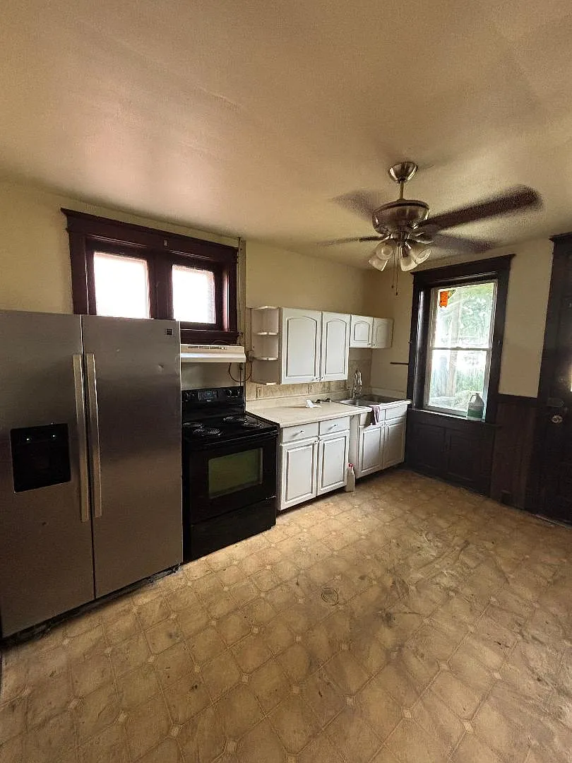 2 bed, 1000 sqft, $900 — Photo 4