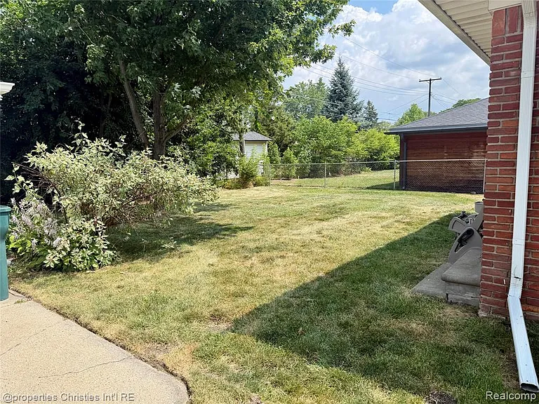 16982 Dunblaine Ave — Photo 27