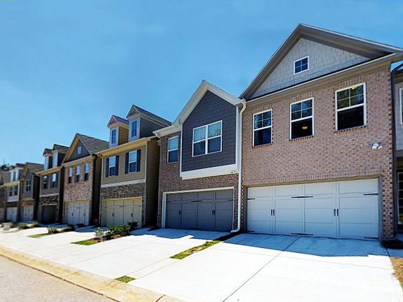 2nd image of 2703 Kemp Ct