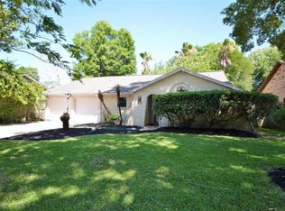 5110 Geneva Dr, Friendswood, TX 77546