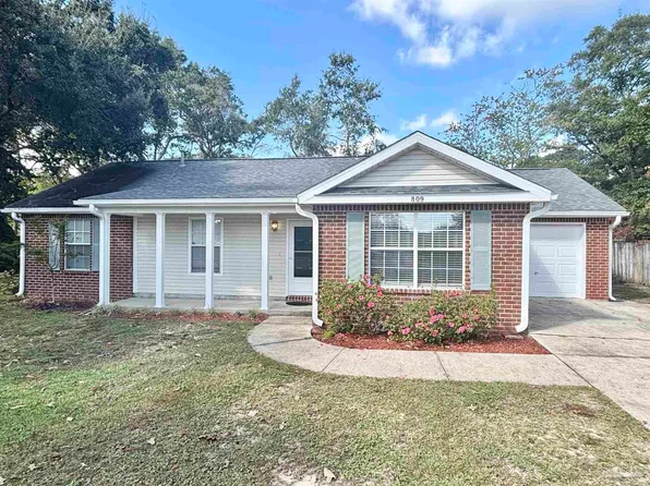 809 Wickwood Cir, Pensacola, FL 32514