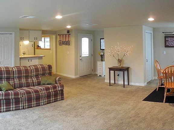 Family Room 2
