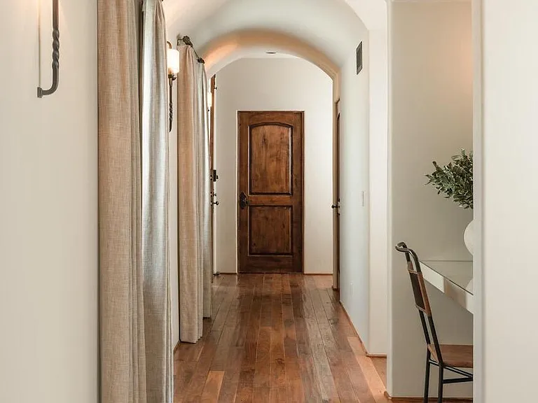 710 Romero Canyon Rd — Photo 25