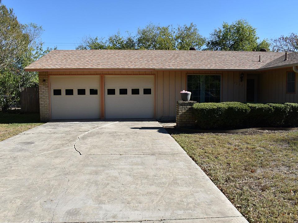 1st image of 9202 Summer Wind St