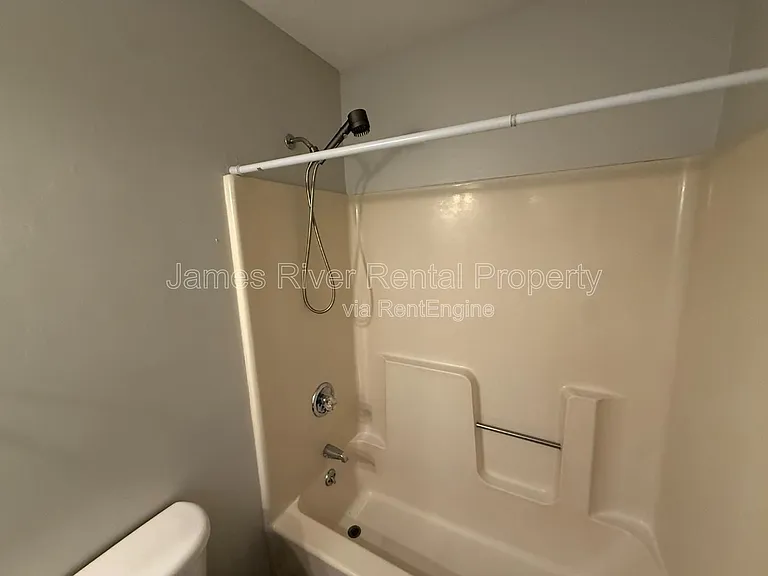 103 Daniel St #D — Photo 9