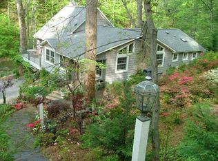 5269 Crystal Creek Dr, Roanoke, VA 24018