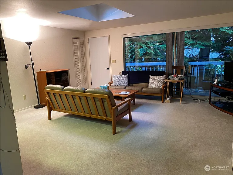 3045 165th Pl NE — Photo 3