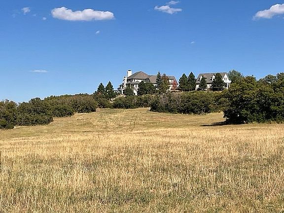 3rd image of 2475 Castle Butte Dr
