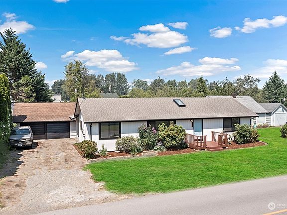2nd image of 1316 47th Avenue E