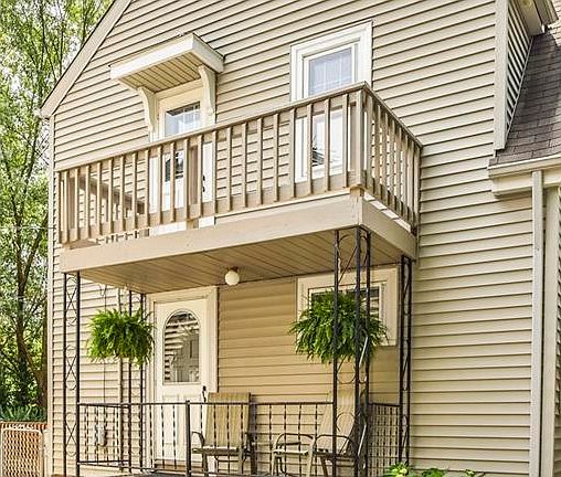 4th image of 17721 Glenshire Ave