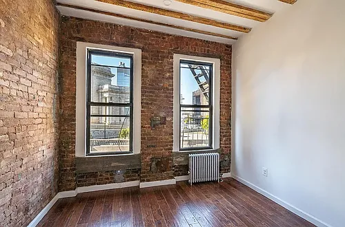 28 Forsyth St #5 Photo 1