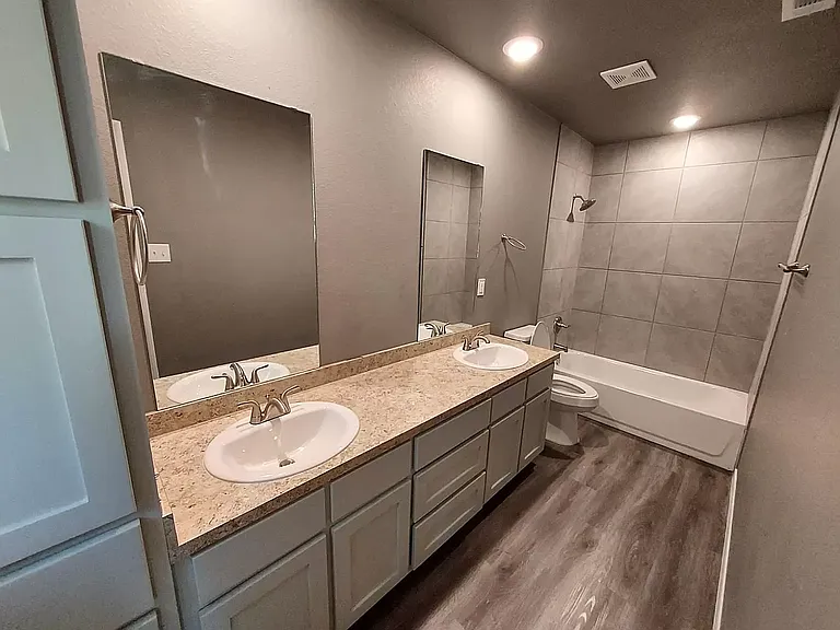 231 Clore Rd #B — Photo 9