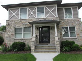 1627 Belleview Ave, Westchester, IL 60154