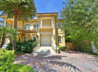 592 Fernwood Rd #B, Key Biscayne, FL 33149
