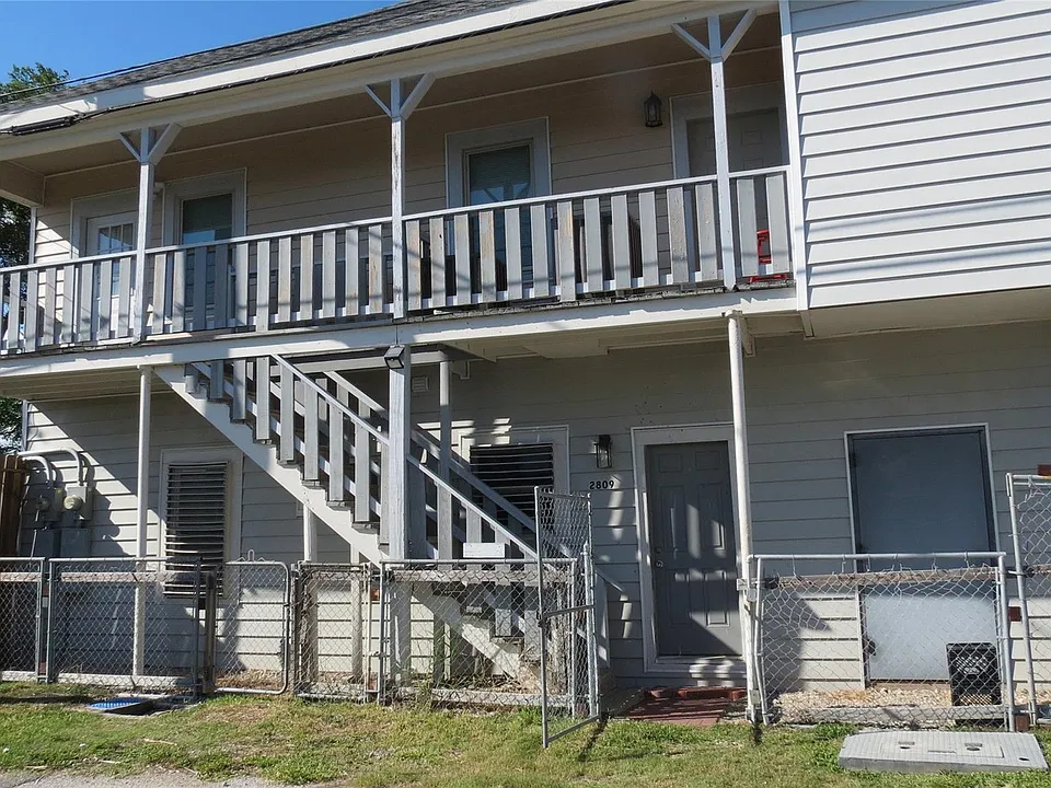 2809 Ball St #2