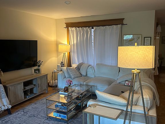 3rd image of 443 W Eugenie St APT 2E