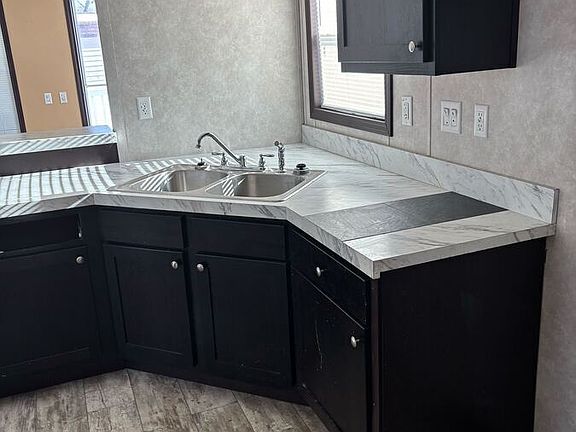 5th image of 993 Michigan Ave E #53M