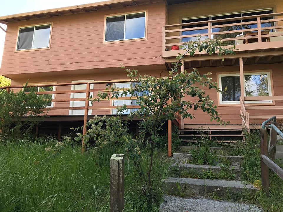 1st image of 680 Macarthur Dr