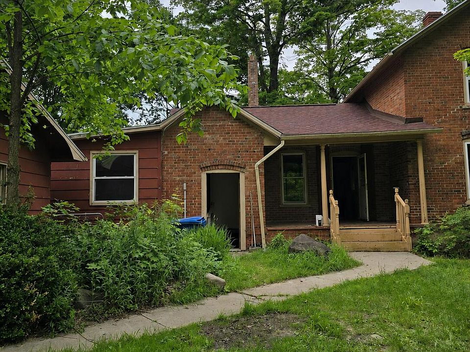 1st image of 8733 S Cochran Rd