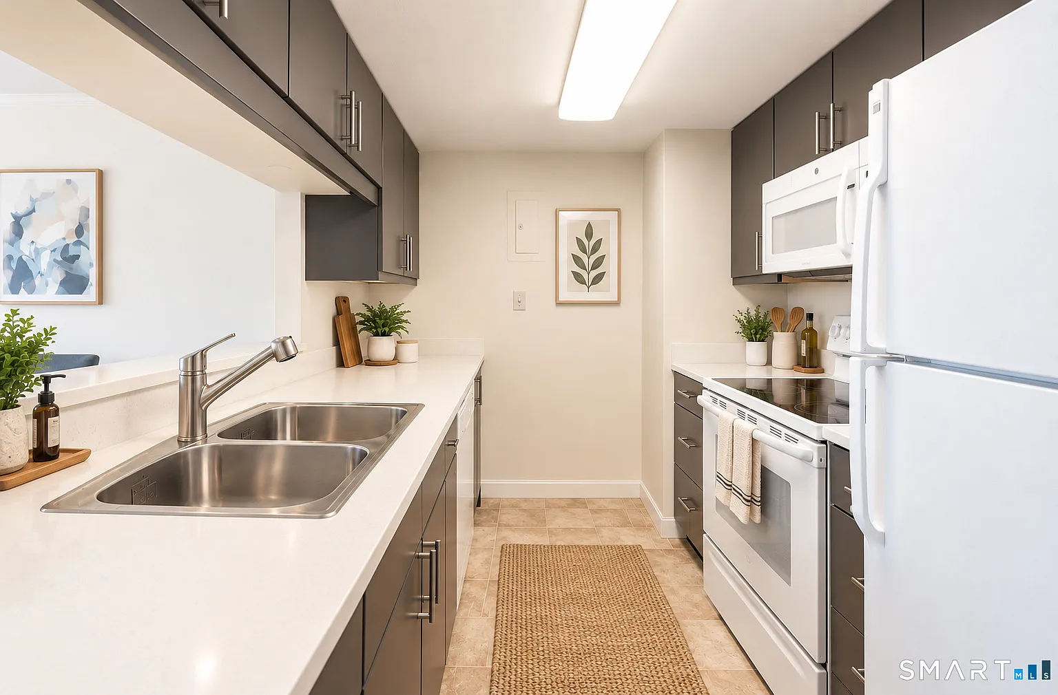 1 bed, 1.0 bath, 557 sqft, $2,250 — Photo 2