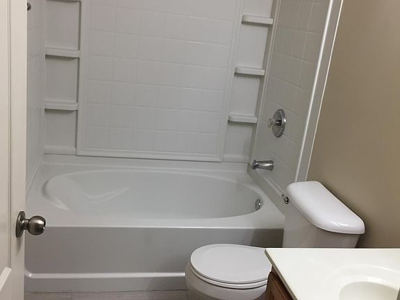 2nd image of 4301 Spyglass Hl