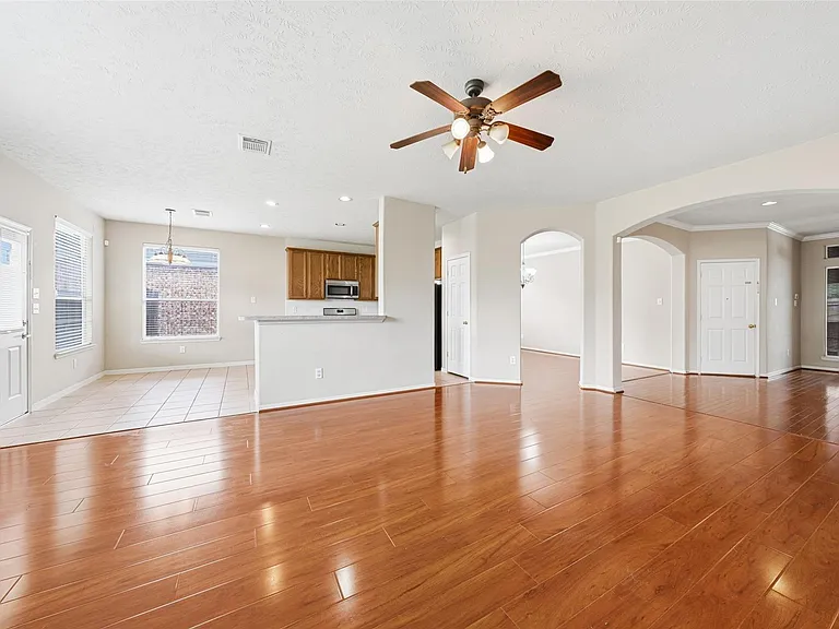 18010 Timber Crossing Ln — Photo 9