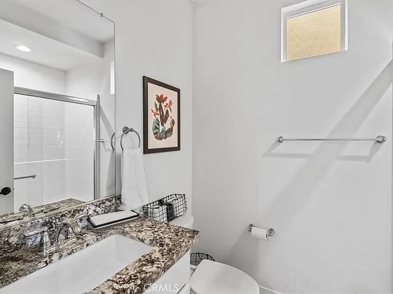 634 Daniel Freeman Cir — Photo 7