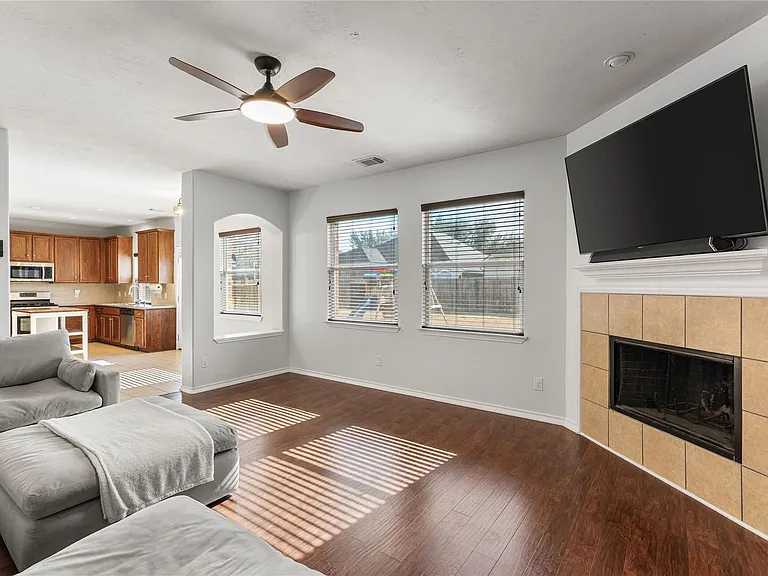 7419 Chathan Glen Ln — Photo 15